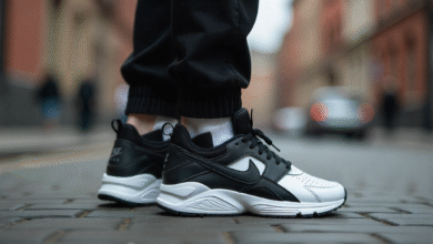 Black Nike Tech