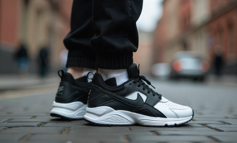 Black Nike Tech